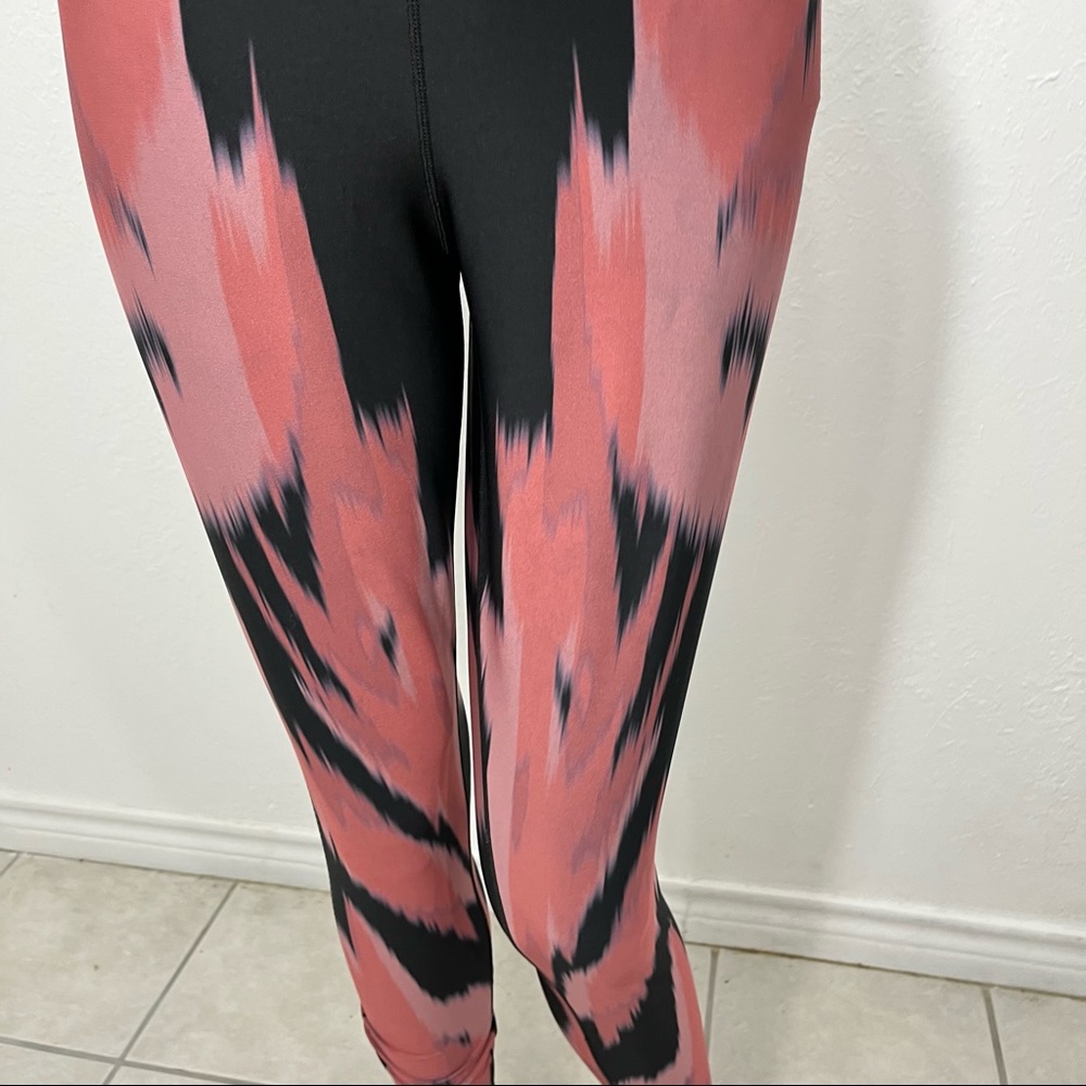 Ultracor Pinks & Black Contemporary Print Leggings - Picture 5 of 12